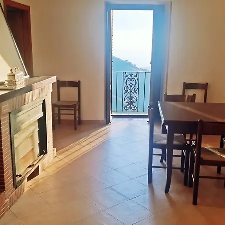 Апартаменты Al Borgo Antico Aieta
